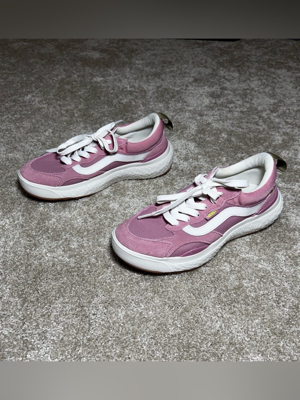 Vans Women’s Mauve/Pink Low-Top Skate Sneakers
